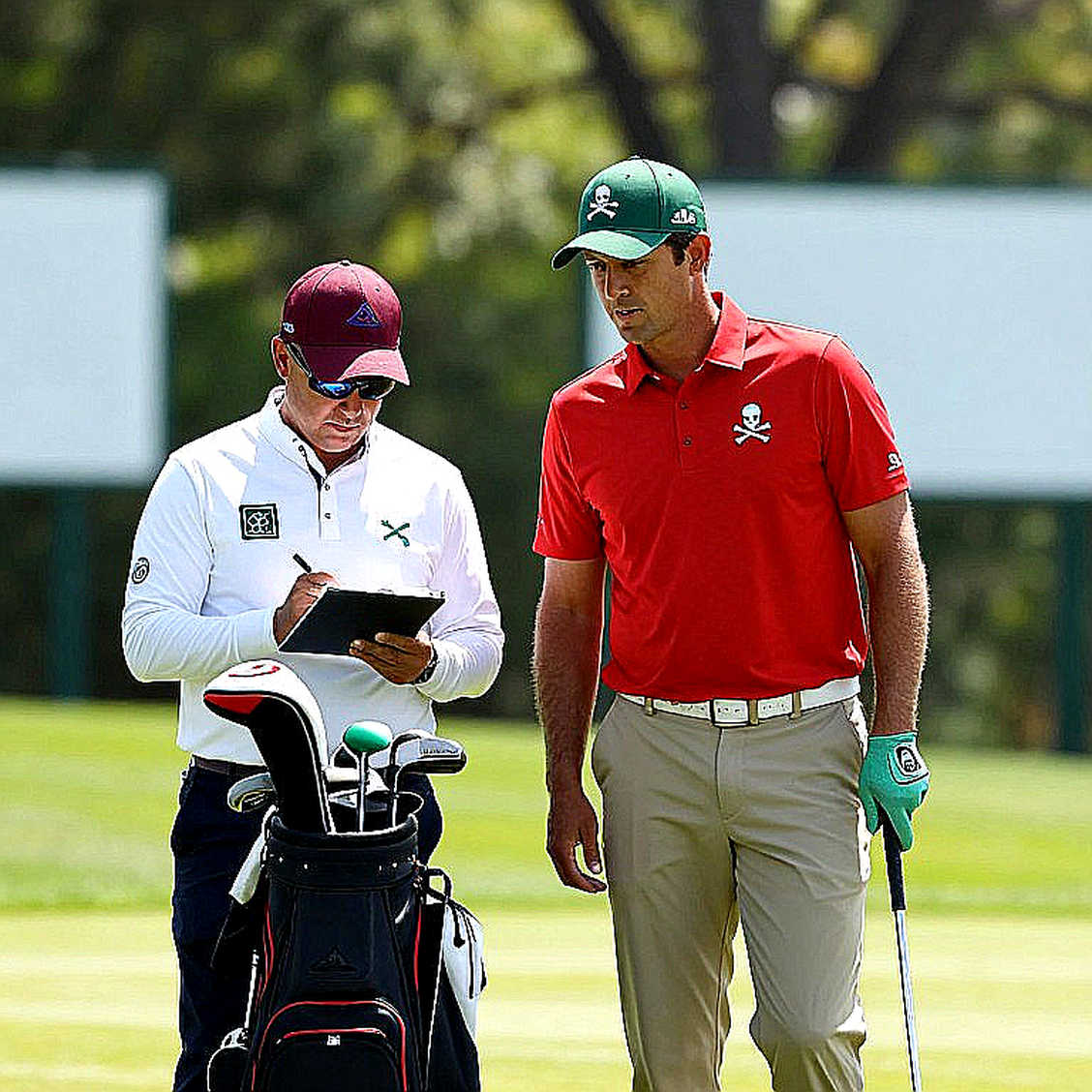 Golf Việt Nam và bài học từ một bản phân tích trống dữ liệu