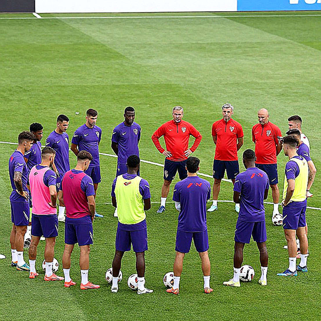 Jude Bellingham tiết lộ 'sự tự do' chiến thuật: Chìa khóa cho phong độ bùng nổ tại Real Madrid