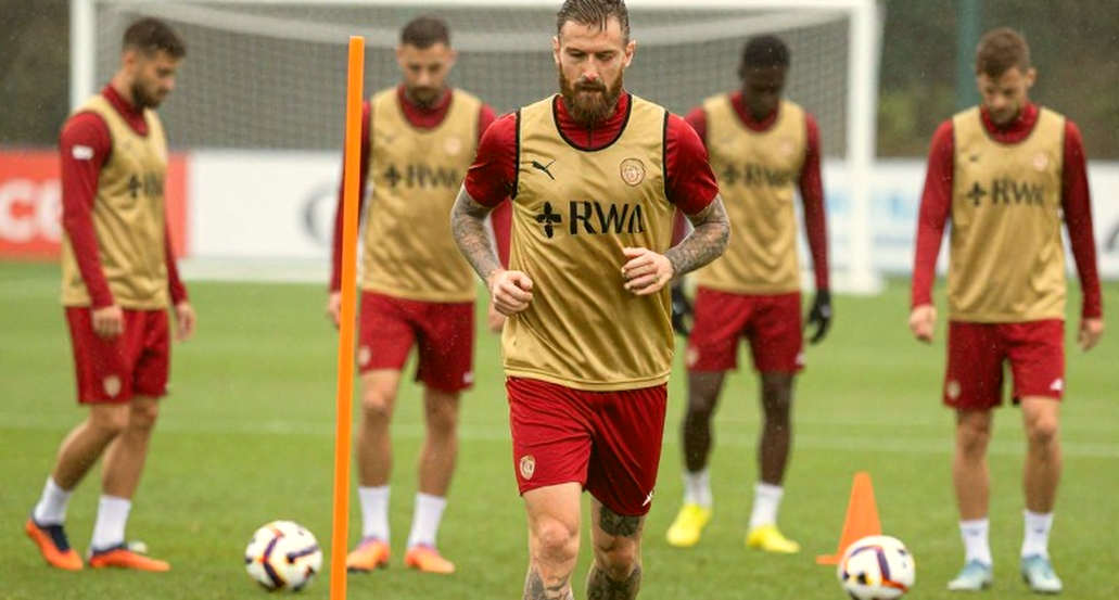Valdano ca ngợi Yamal bằng một bài thơ, còn tôi đi tìm những chỉ số mà bài thơ bỏ quên
