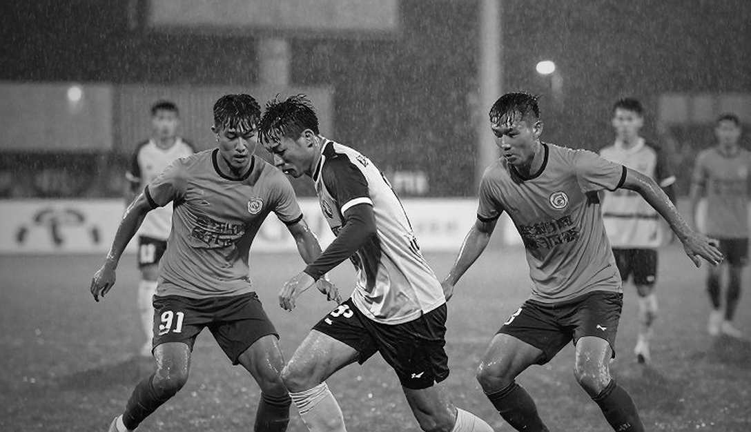 Williams Minh Hoang Called Up to Vietnam National Team: A 1.90m Striker, September 18, and an Attacking Line Being Restructured Ahead of the 2026 FIFA ASEAN Cup Williams Minh Hoang Called Up to Vietnam National Team: A 1.90m Striker, September 18, and an Attacking Line Being Restructured Ahead of the 2026 FIFA ASEAN Cup
