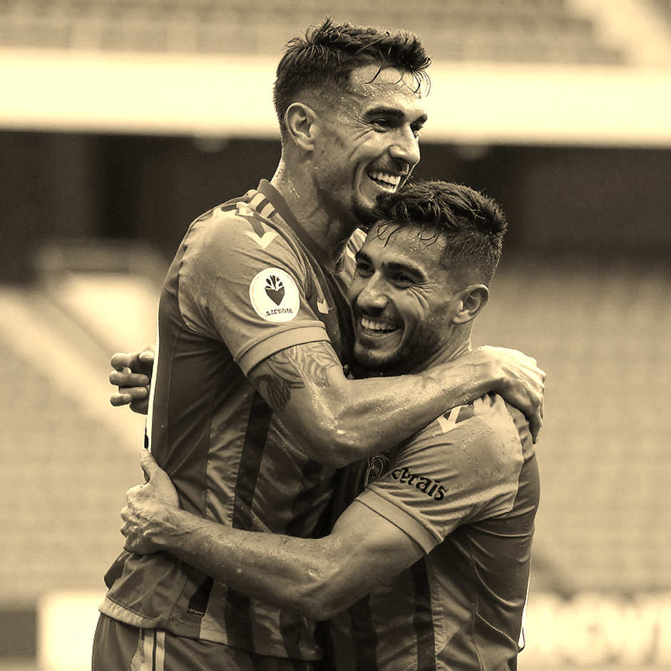 Carrick, 8 Changes and the Half-Century Ghost: Anatomy of a Crisis at Old Trafford Carrick, 8 Changes and the Half-Century Ghost: Anatomy of a Crisis at Old Trafford