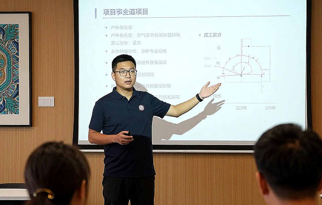 CAHN trước Shanghai Port: Bài toán đội hình, không phải lời nguyền kinh nghiệm
