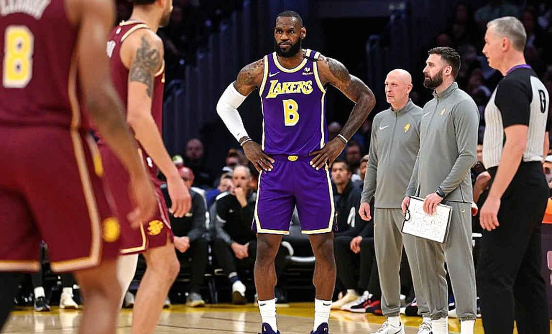 The Void Behind the Gloss: The Risk of Empty Data in Vietnamese Basketball Analysis