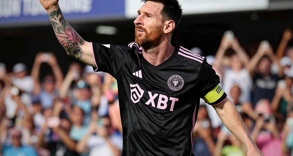 Công An Hà Nội thua Hà Nội FC 1-2: bóng dài cứu Kewell, lịch thi đấu hạ Polking