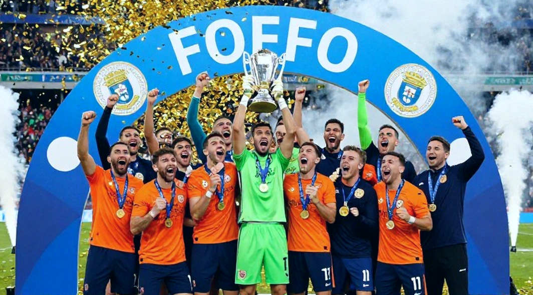 Roma 7-1 Sassuolo: Tỷ số đẹp nhất là cái bẫy lớn nhất trước Juventus Roma 7-1 Sassuolo: Tỷ số đẹp nhất là cái bẫy lớn nhất trước Juventus