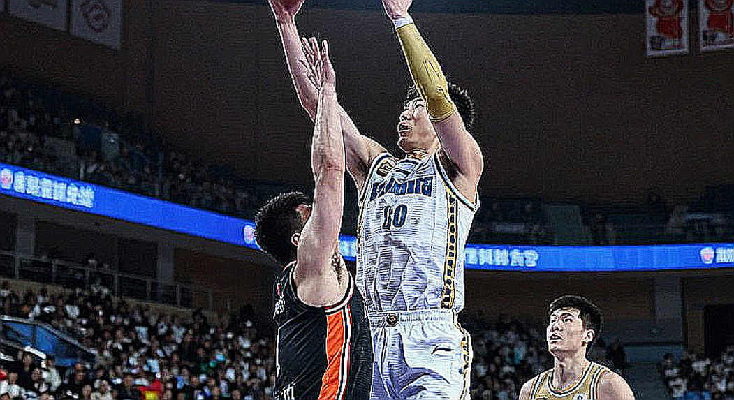 Adamson hạ La Salle 63-60: bài học cuối trận và niềm tin chưa khép lại