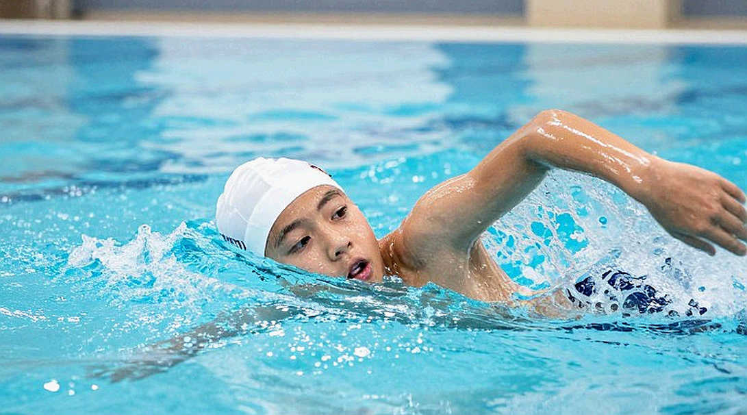 Cameron McEvoy Testing 100 Free at Silk Road World Cup: A Story of a Man Racing Against Himself Cameron McEvoy Testing 100 Free at Silk Road World Cup: A Story of a Man Racing Against Himself