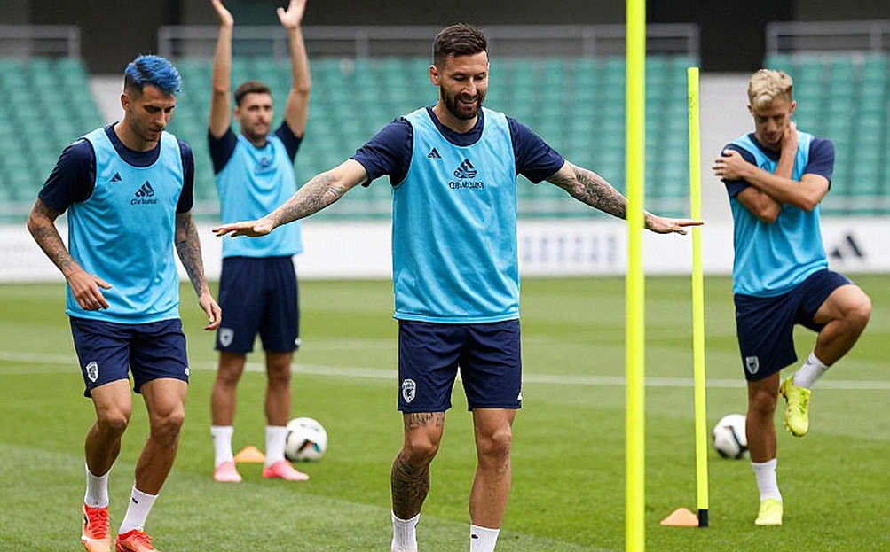 Mykhavko đến Trabzonspor: Bản hợp đồng 2030 mới là món hàng đắt nhất