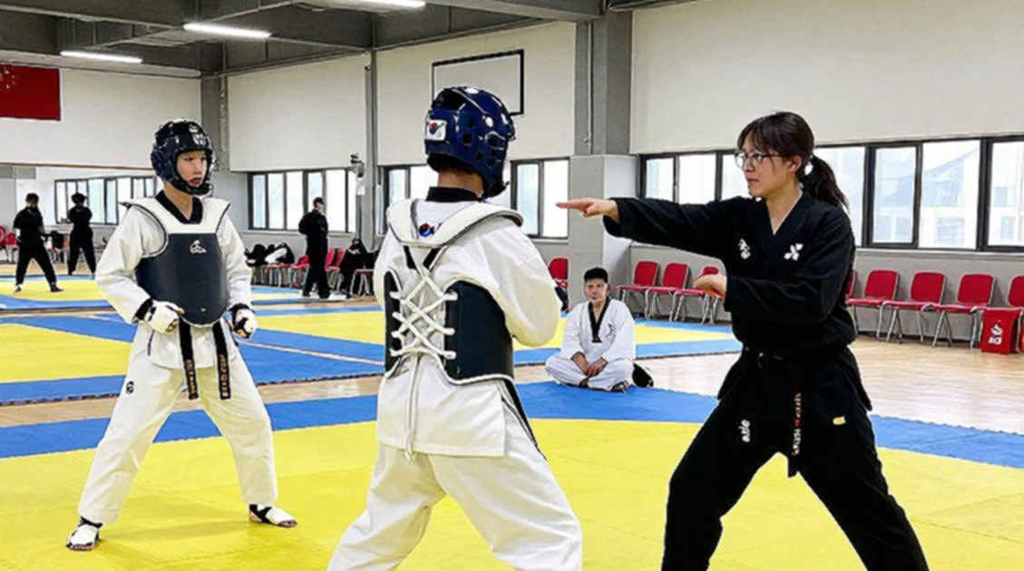 Bản đồ chấn thương của võ sĩ Việt Nam: Đọc lại cơ thể sau mỗi lần gục ngã Bản đồ chấn thương của võ sĩ Việt Nam: Đọc lại cơ thể sau mỗi lần gục ngã