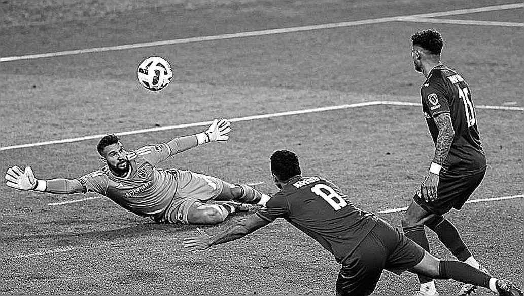 Zidane's First France Squad: 15 World Cup Survivors, 5 Debutants and a Hole in the Back Line Zidane's First France Squad: 15 World Cup Survivors, 5 Debutants and a Hole in the Back Line