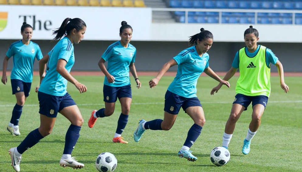 The Armband on Nguyen Xuan Son's Arm: A Personnel Decision, Not a Tactical Adjustment The Armband on Nguyen Xuan Son's Arm: A Personnel Decision, Not a Tactical Adjustment