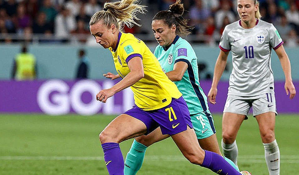 Cuadrat, lịch FIFA và bài toán hậu cần của một đội tuyển hải ngoại Cuadrat, lịch FIFA và bài toán hậu cần của một đội tuyển hải ngoại