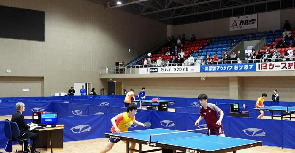 Keighley Table Tennis Centre: sàn tập đã xong, nút thắt nằm ở đội ngũ huấn luyện viên Keighley Table Tennis Centre: sàn tập đã xong, nút thắt nằm ở đội ngũ huấn luyện viên