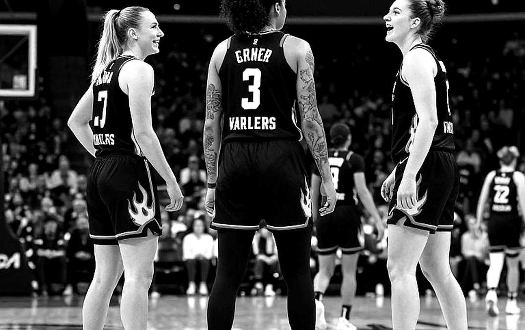 Tim Cone nói rõ về Justin Brownlee: vấn đề là sức khỏe, và suất ngoại binh của Ginebra đã thuộc về Jordan Murphy