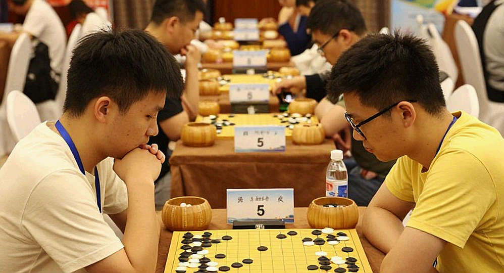 European Club Cup: Bayegan 2715 và bài toán 65 điểm Elo mỗi bàn